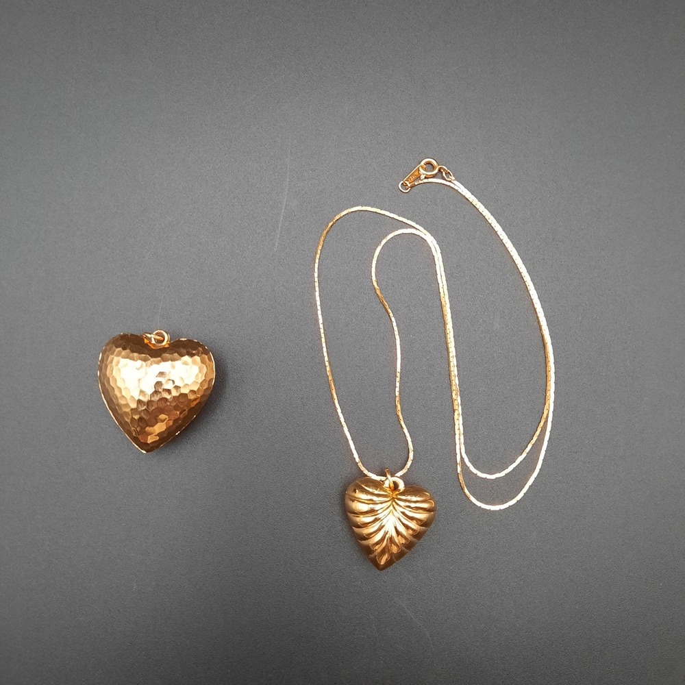 Vintage Gold Tone Puffy Heart Pendant &‎ Necklace Lot – Korea Marked